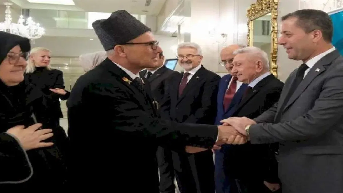 Mesut Şehitoğlu, şehit ailelerine söz verdi