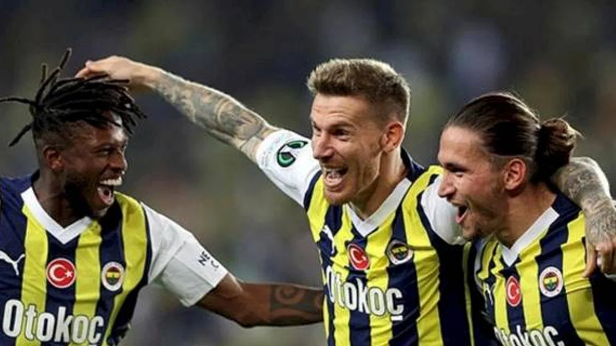 Fenerbahçe 3 puanla başladı! İşte Kanarya'nın grubundaki puan durumu