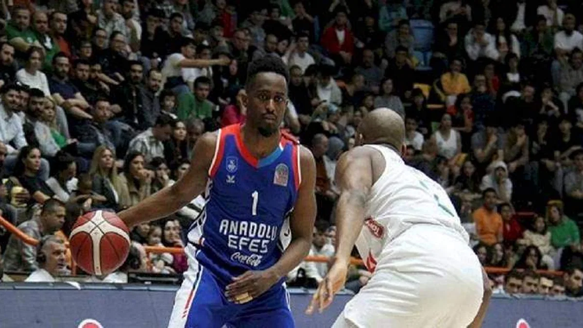 AYOS Konyaspor Basketbol 83-99 Anadolu Efes (MAÇ SONUCU-ÖZET) | A. Efes deplasmanda rahat kazandı!