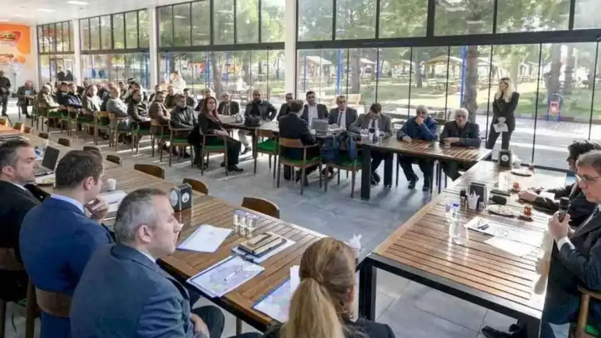 İzmir'de her ilçe için bir sekretarya oluşturulacak