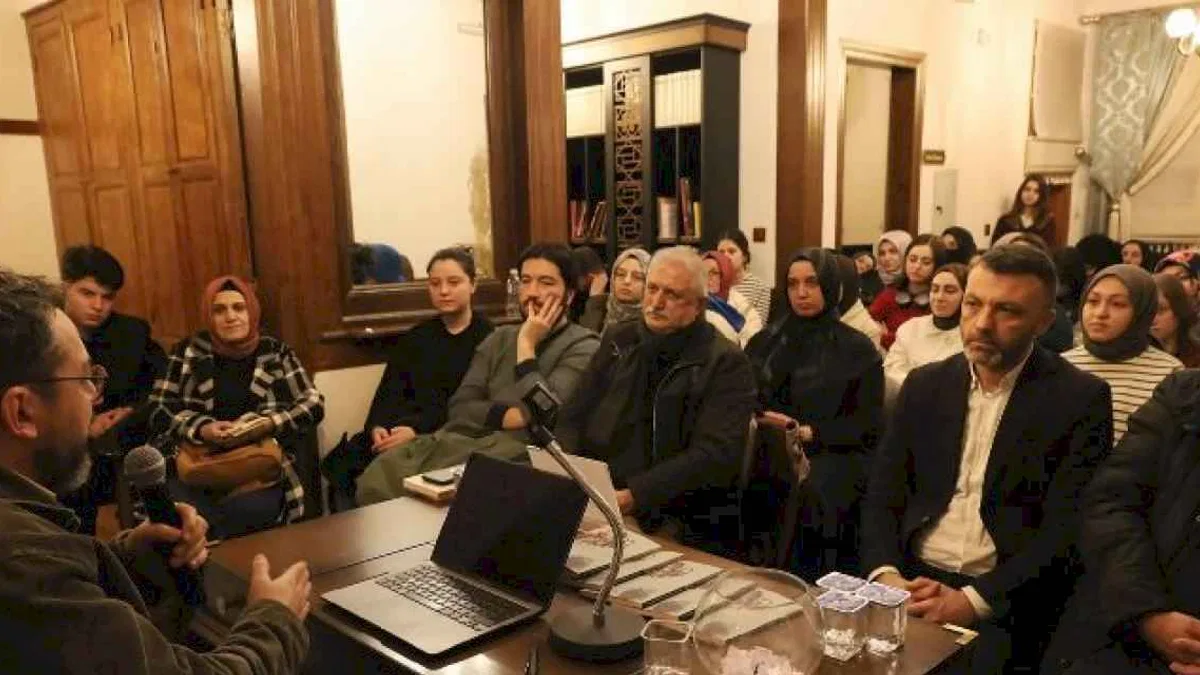 Dünya Öykü Günü’nde Güray Süngü ile sanatı konuştular