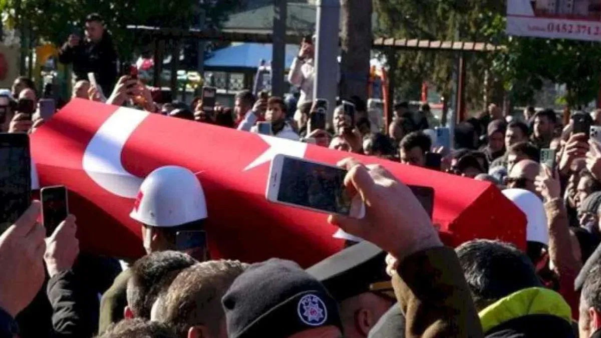 Pençe-Kilit Operasyonu şehitlerine veda edildi