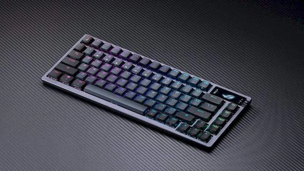 ASUS ROG, %75 Boyutlu Kablosuz Oyuncu Klavyesi ROG Azoth’u Duyurdu