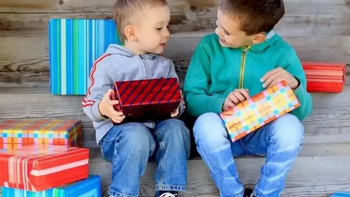 Uzmanlardan karne stresine ilişkin uyarılar... Pahalı karne hediyelerinden kaçının