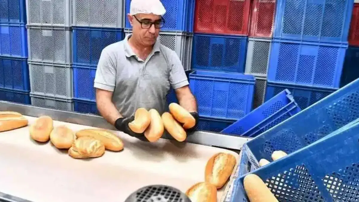 İzmir’de Halk Ekmek’te zam yok