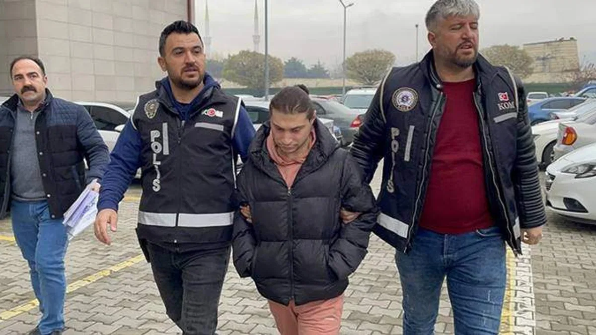 Erzincan'da sahte doktor ambulansla hasta naklederken yakalandı