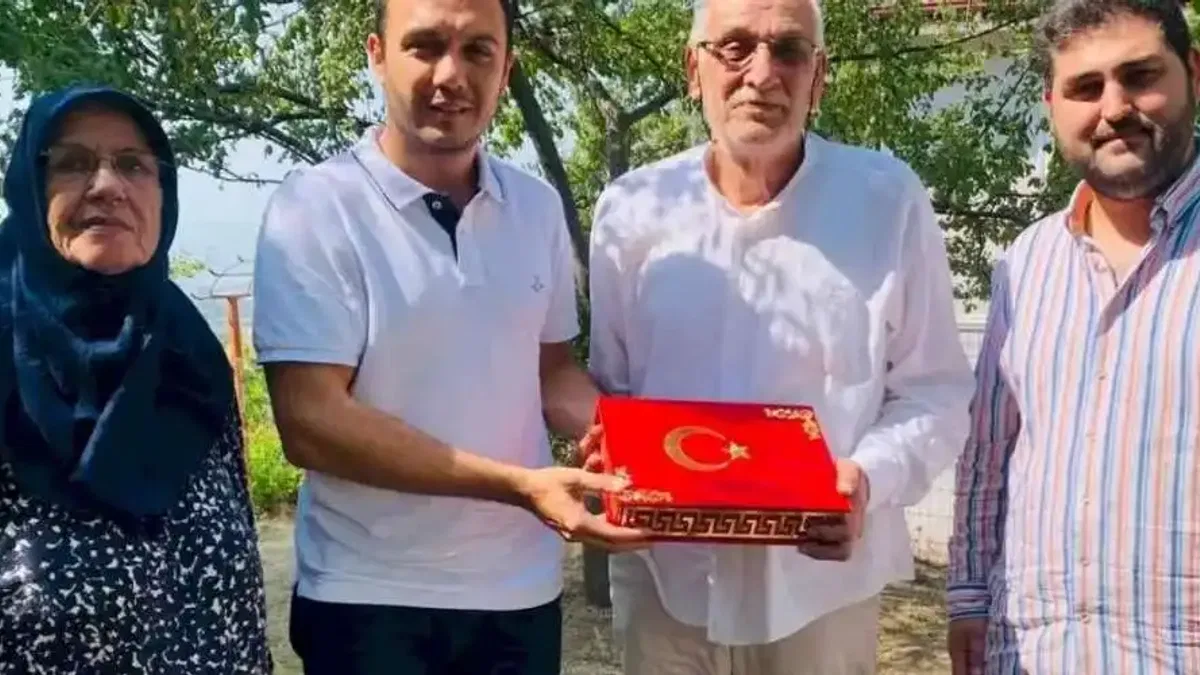 İzmit Belediyesi gazilere vefa ziyaretlerine devam ediyor