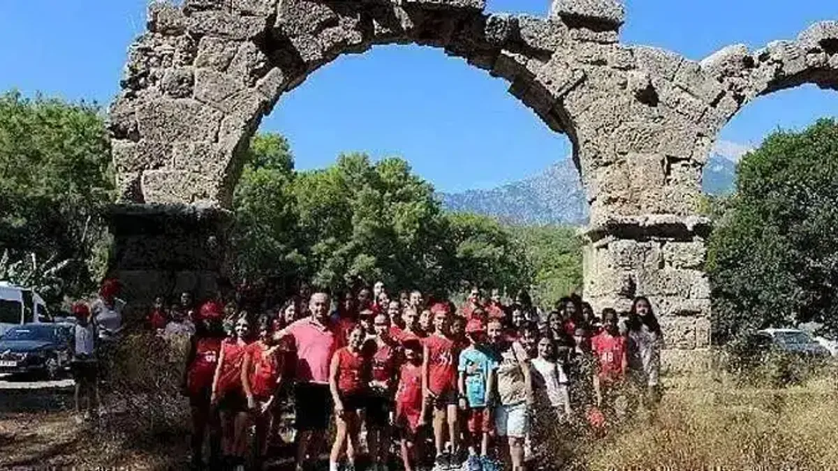 Avrupa Hareketlilik Haftası kapsamında Şehrini Keşfet yürüyüşü