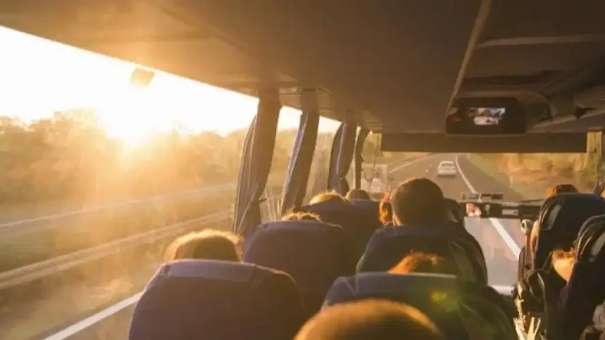 Turistler seyahatlerinde otobüse yöneldi