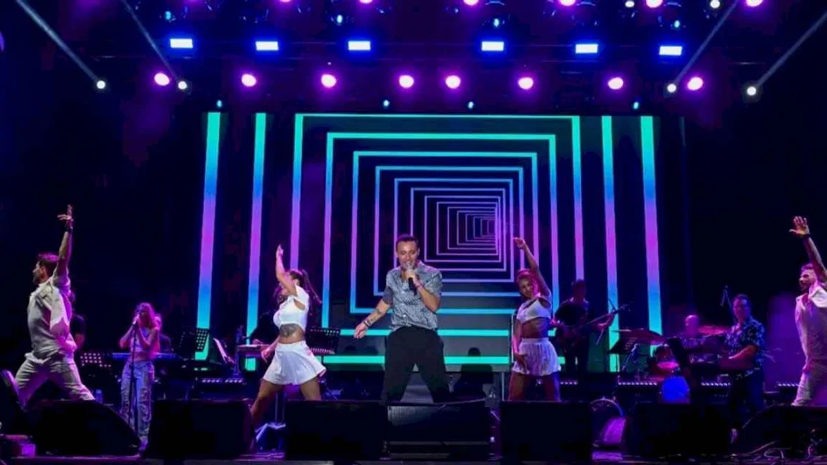 Çim Konserleri’nde Mustafa Sandal coşkusu