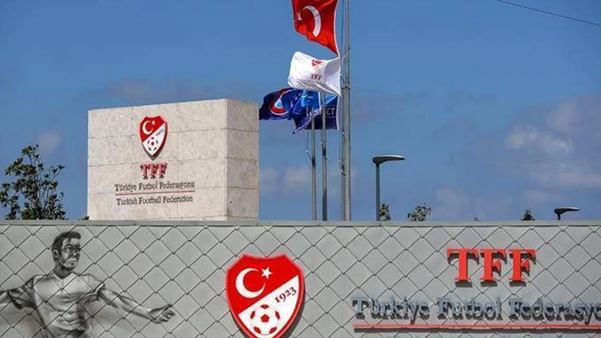 TFF'den ligler hakkında flaş karar! O tarihe ertelendi