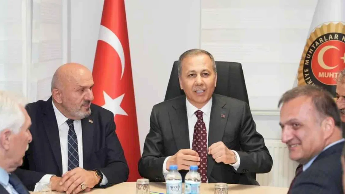 Bakan Yerlikaya’dan muhtarlara ziyaret
