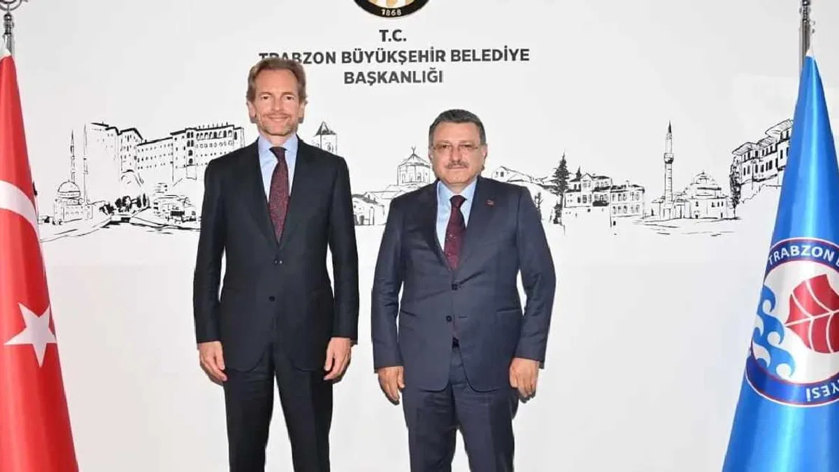 Belçika Büyükelçisi Van de Velde’den Başkan Genç’e ziyaret