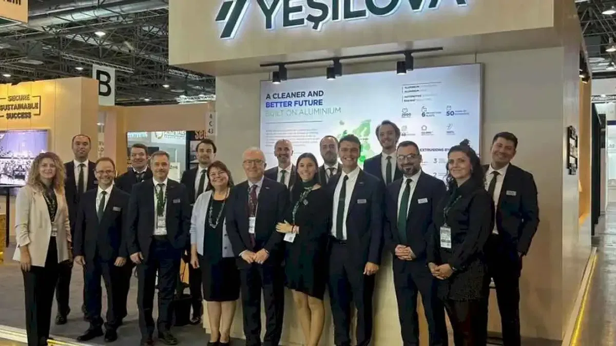 Düsseldorf’ta dikkat çekti