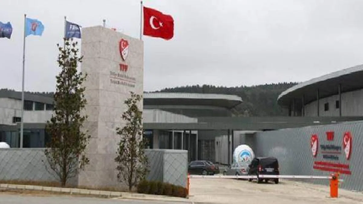 PFDK'dan Süper Lig kulüplerine ceza! Beşiktaş, Galatasaray ve Trabzonspor...