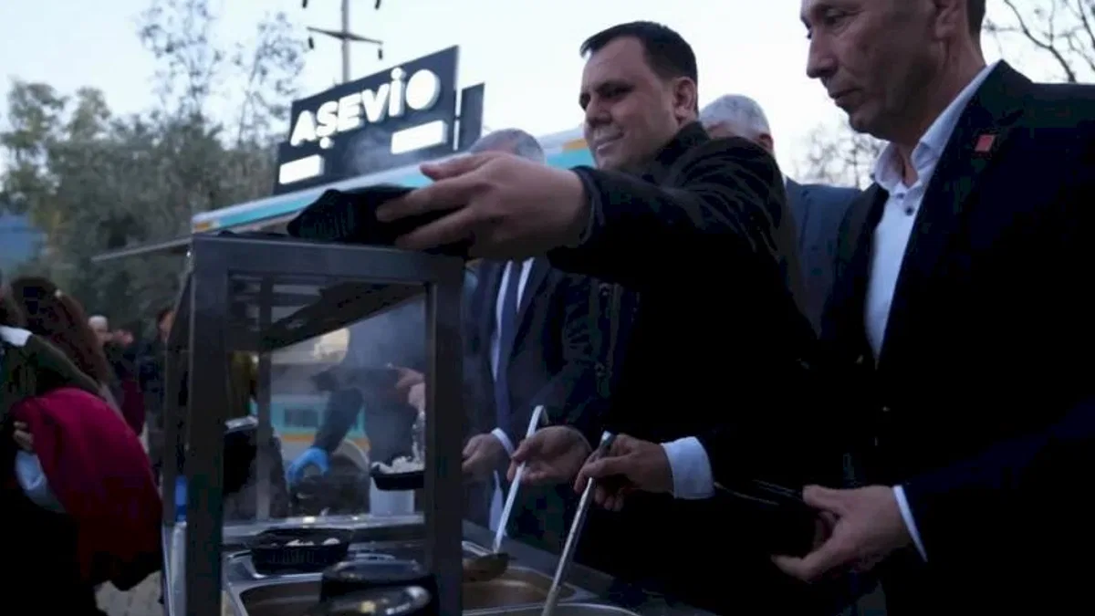 Dalaman’da ilk mahalle iftarına yoğun katılım
