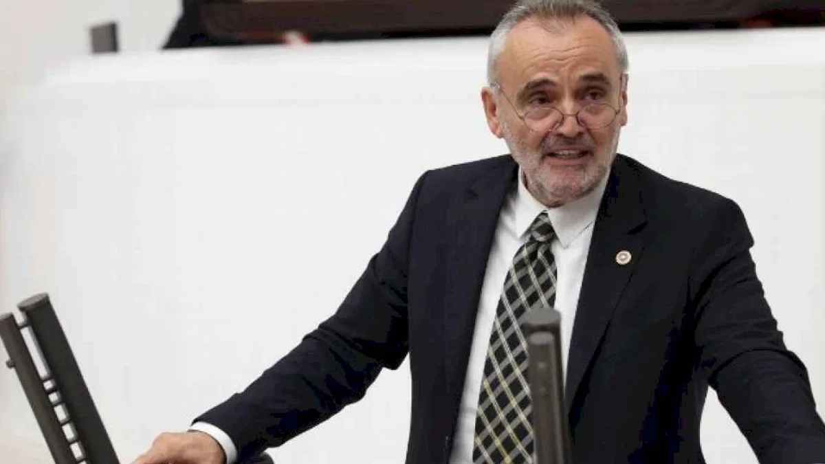 Milletvekili Akalın, ücretli öğretmenlerin sorununu Meclis'e taşıdı