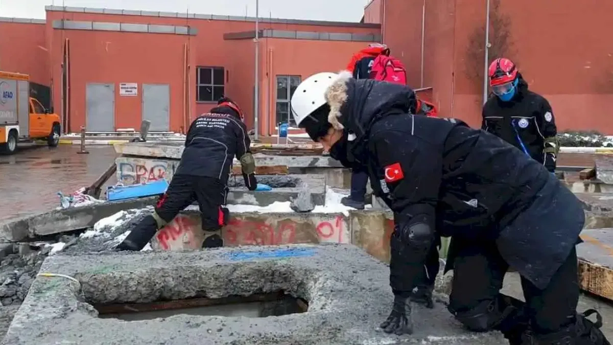 İstanbul Bakırköy'de 'afet' eğitimi