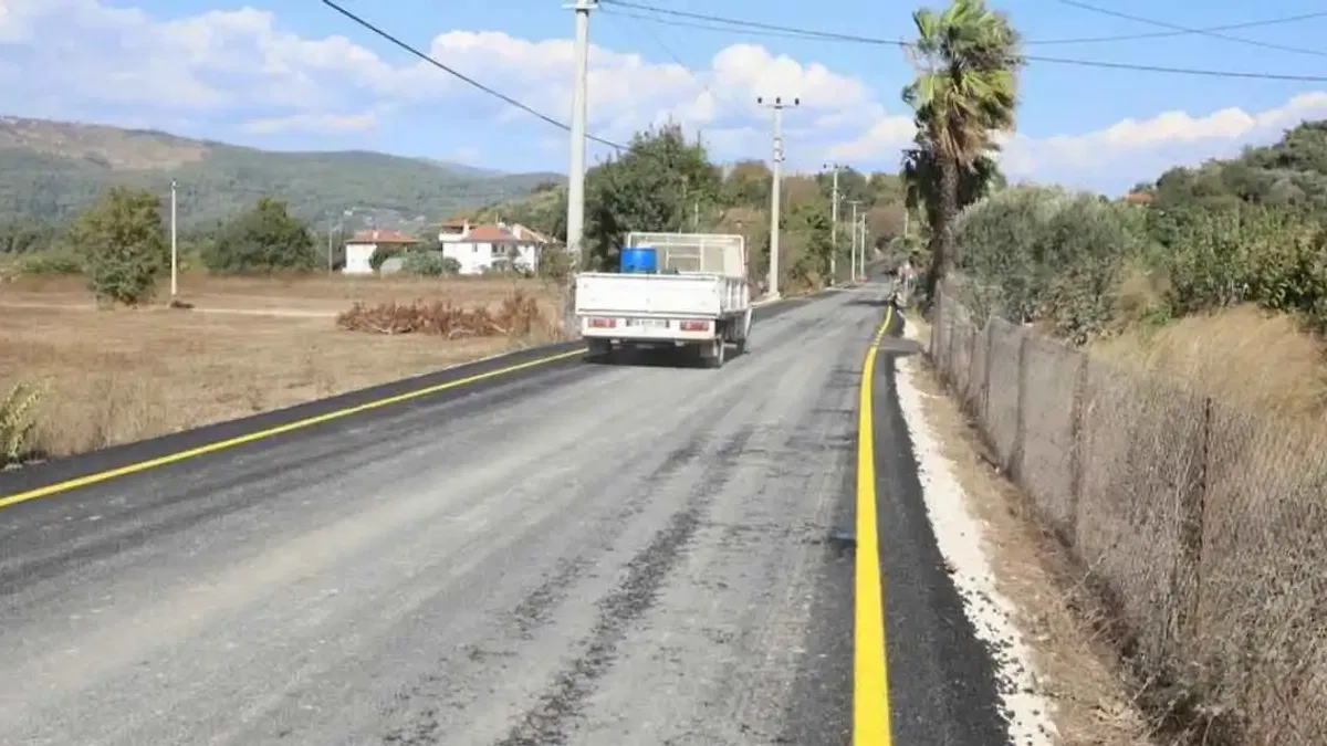 Muğla Büyükşehir, Şirinköy-Çıtlık’ta yol çalışmalarını tamamladı