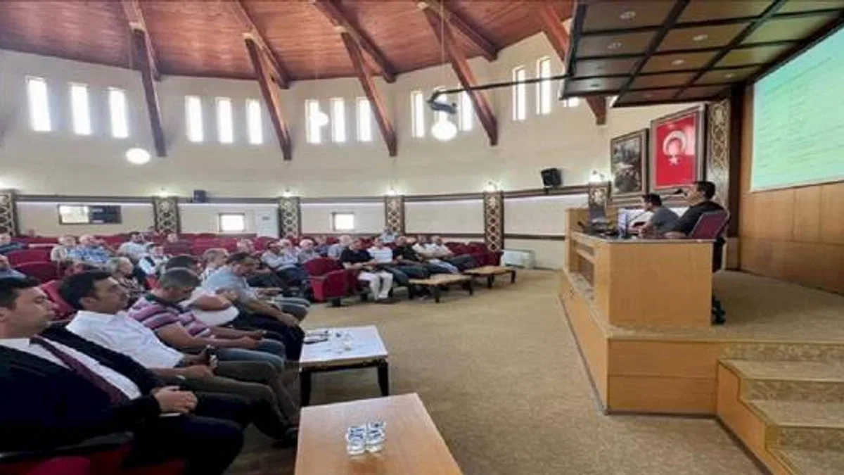 Bursa'da İnegöllü çiftçilere TKDK destekleri anlatıldı