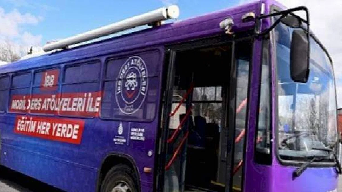 Depremzede Öğrencilerimizi Yalnız Bırakmıyoruz 'Mobil Ders Atölyeleri' Deprem Bölgesinde