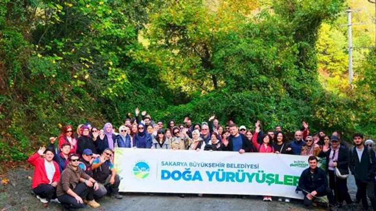 Sakarya'da sonbaharda büyüleyici rotada yürüyüş