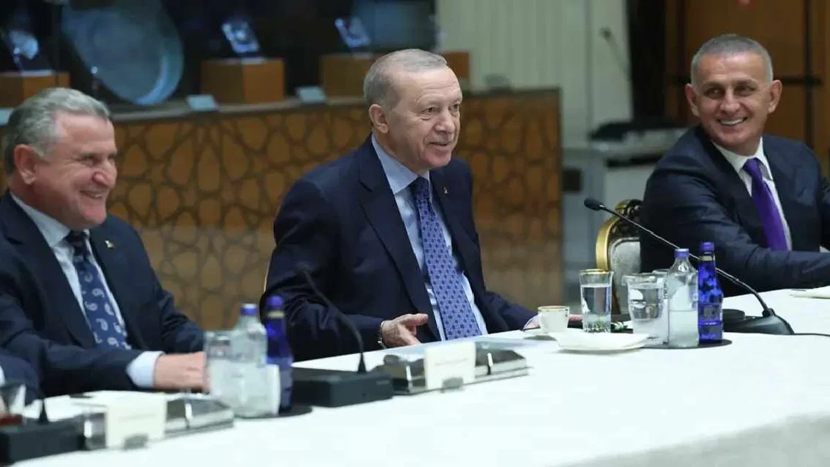 Cumhurbaşkanı Erdoğan’dan Süper Lig’e yükselen takımlara tebrik