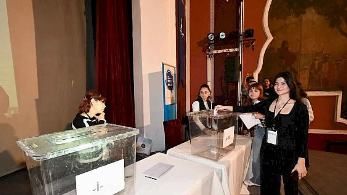 İzmir Kent Konseyi Gençlik Meclisi 16. Seçimli Genel Kurulu yapıldı