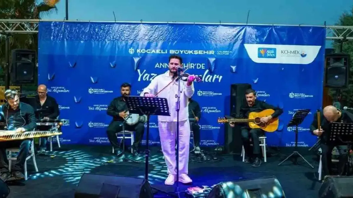 Kocaeli yaz akşamlarında “Arabesk” rüzgârı esti