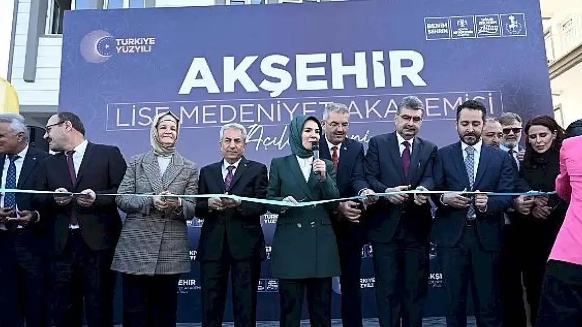 Akşehir Lise Medeniyet Akademisi Bakan Göktaş'ın Katılımıyla Açıldı