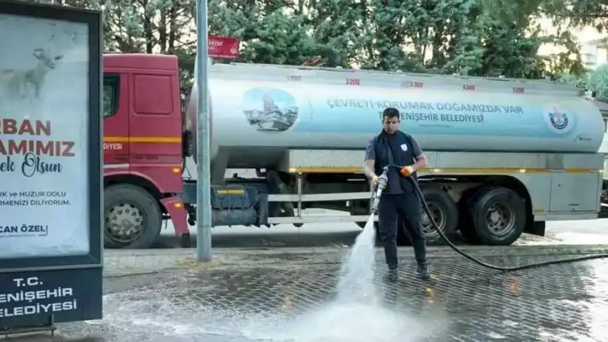 Bursa Yenişehir’de bayram hazırlığı