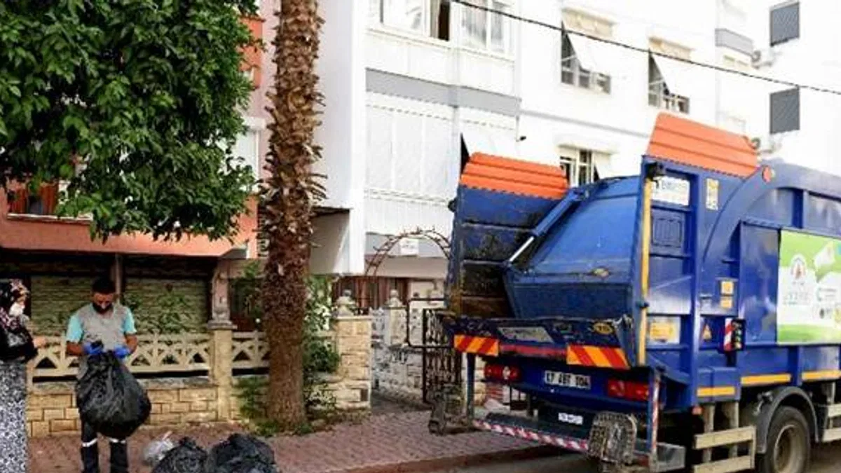 Çevreci Komşu Kart bin 162 ağacı kurtardı