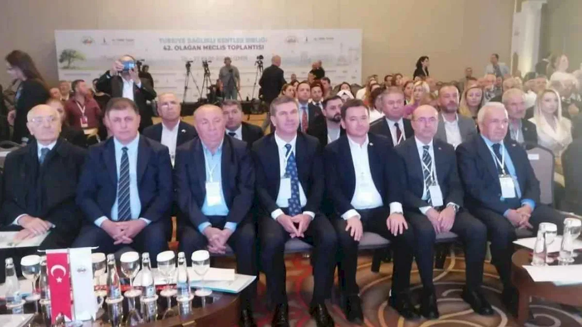 Türkiye Sağlıklı Kentler Birliği İzmir'de toplandı