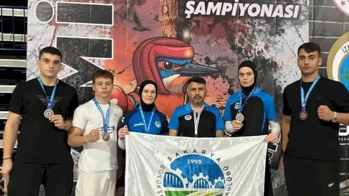 Sakaryalı Kick Boks sporcularından madalya yağmuru