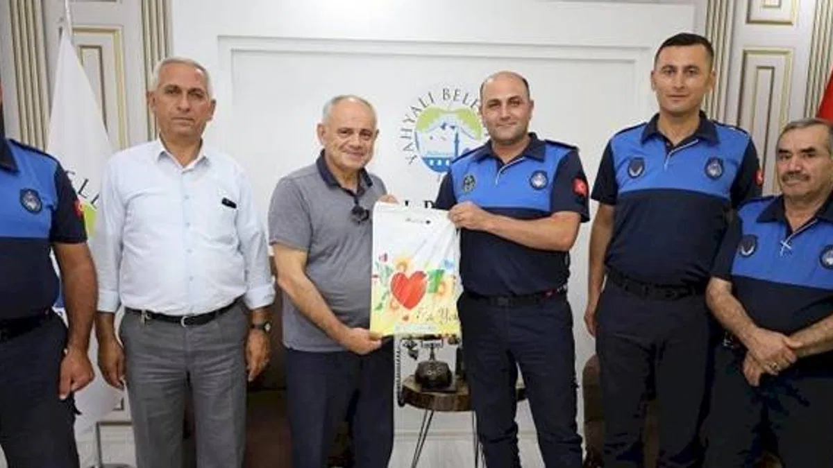 Kayseri Yahyalı'da Başkan Esat Öztürk zabıtayla buluştu