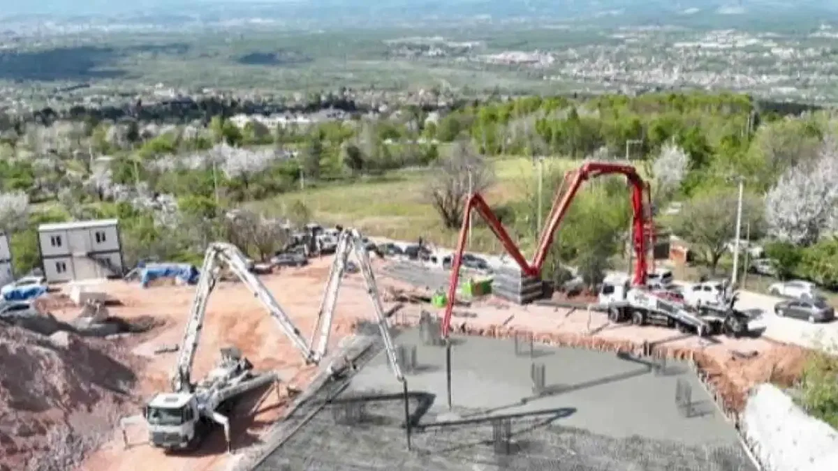 Kocaeli'nde teleferik otoparkı için ilk temel betonu atıldı