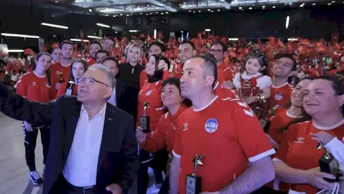 Kayseri Büyükşehir şehri spor merkezine döndürdü