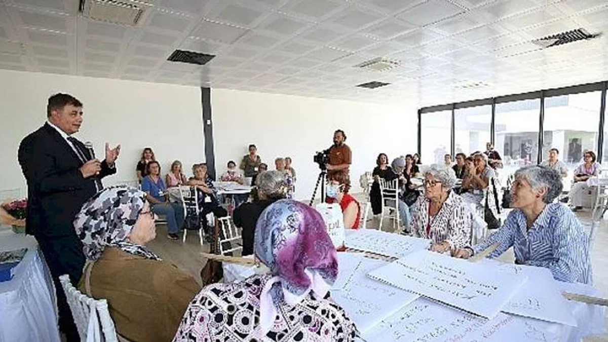 Başkan Tugay Karşıyakalı Kadınlarla Buluştu: "Kadınların Kent Yönetiminde Aktif Olmalarını Önemsiyoruz"