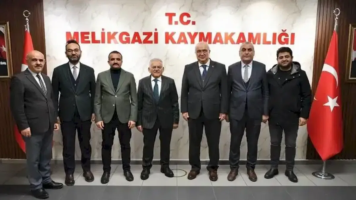 Kayseri Büyükşehir'den kaymakamlara ziyaret