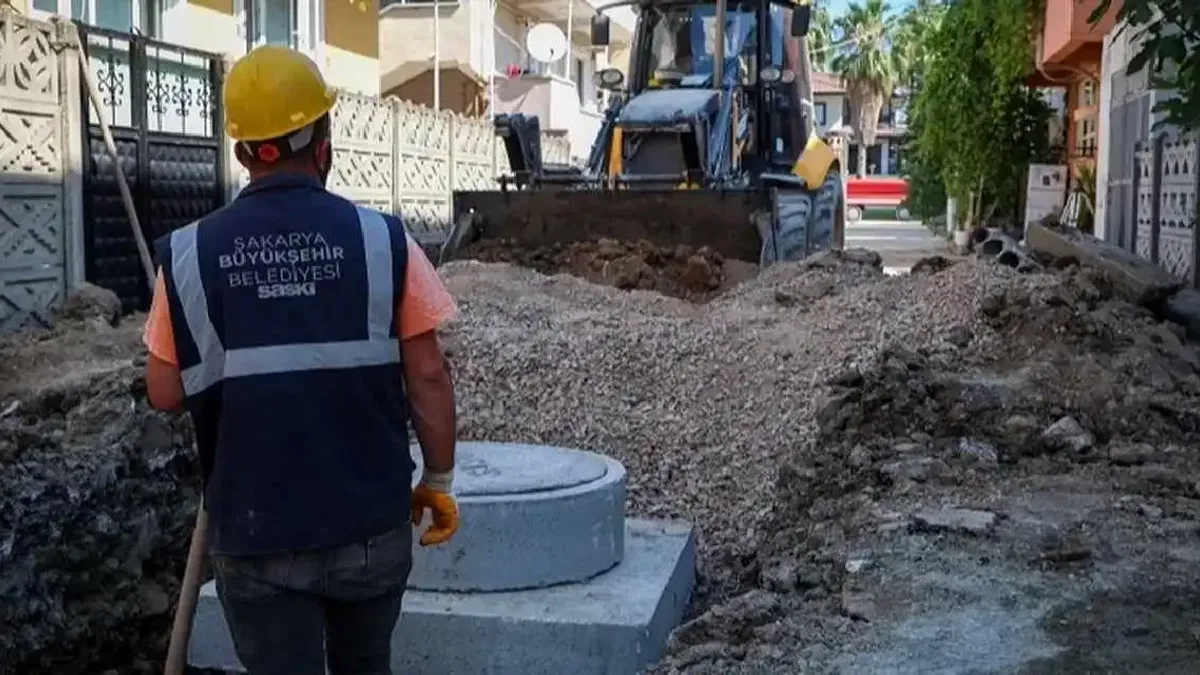SASKİ, İstiklal Mahallesi’nin yağmur suyu altyapısını güçlendiriyor