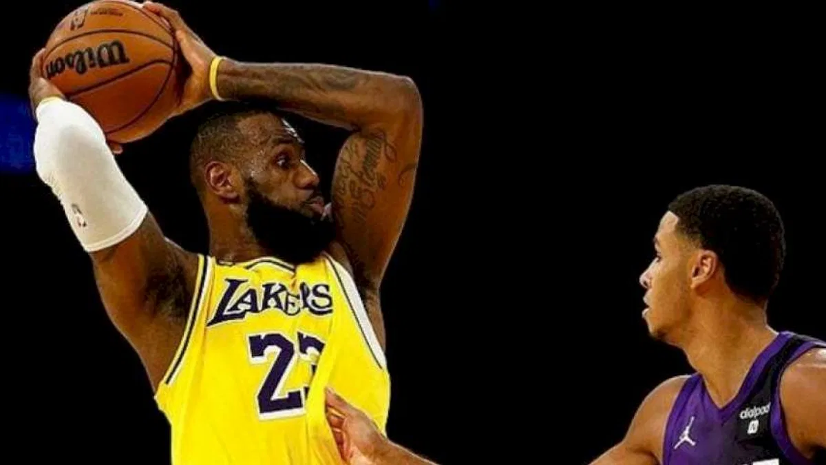 Los Angeles Lakers 125-110 (Maç Sonucu) LeBron'un triple-double'ı Lakers'e yetmedi!
