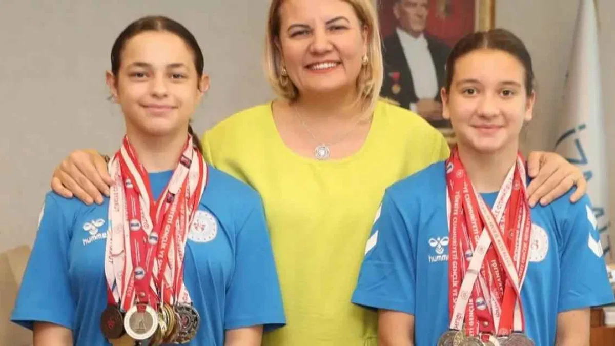 İzmitli genç cimnastikçiler Türkiye ikincisi oldu