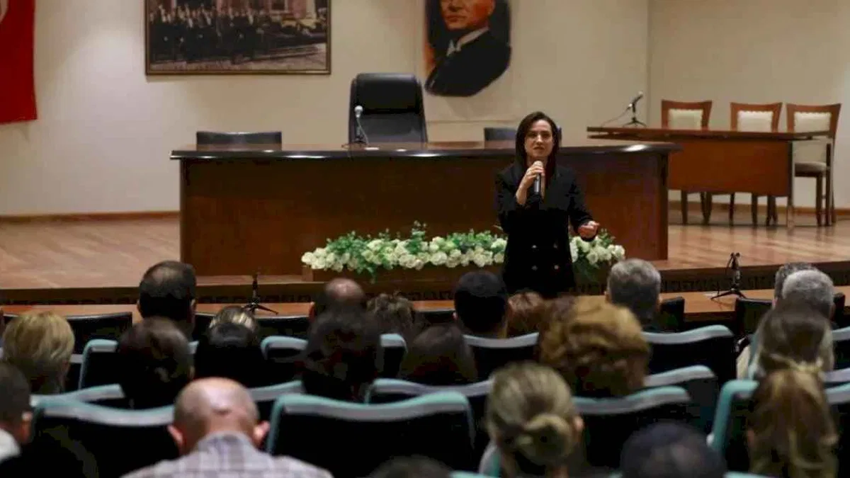 Başkan Sengel: Zor bir süreçten geçiyoruz, birlikte aşacağız
