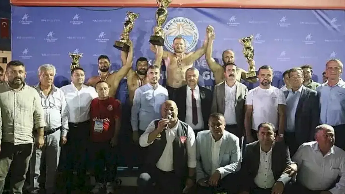 Kaş Güreşlerinin Başpehlivanı İsmail Balaban