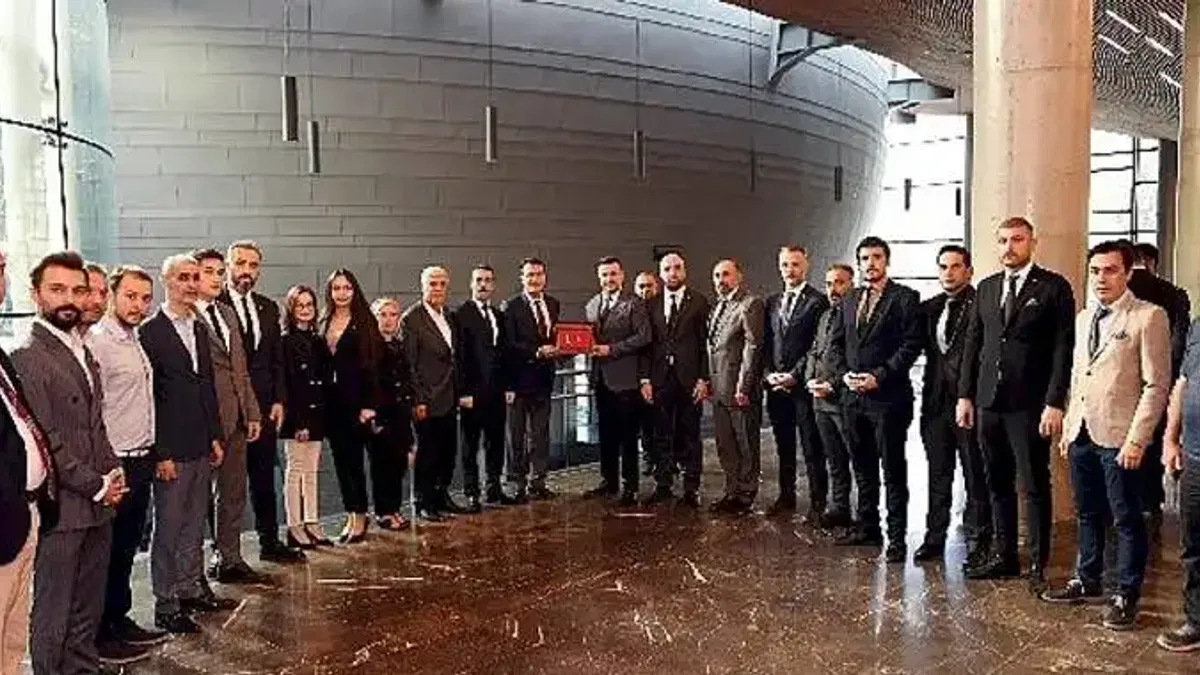 MHP Osmangazi'den Dündar'a Ziyaret