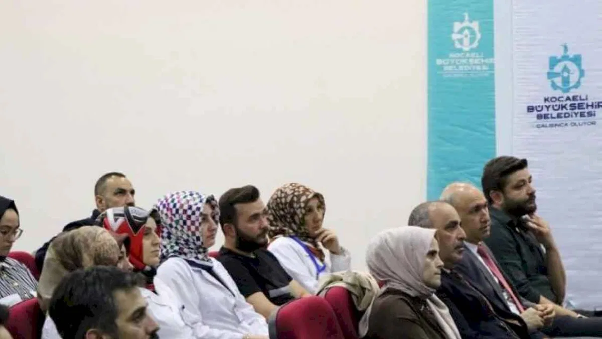 Kamuda etik ve etik davranış ilkeleri eğitimi