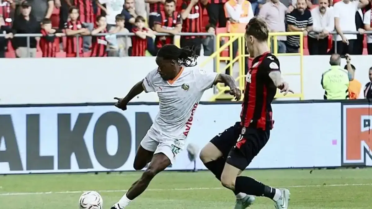 Arca Çorum FK 1-2 Corendon Alanyaspor (Maç Sonucu)