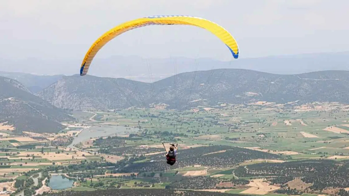 Bilecik'te Yamaç Paraşütü Festivali