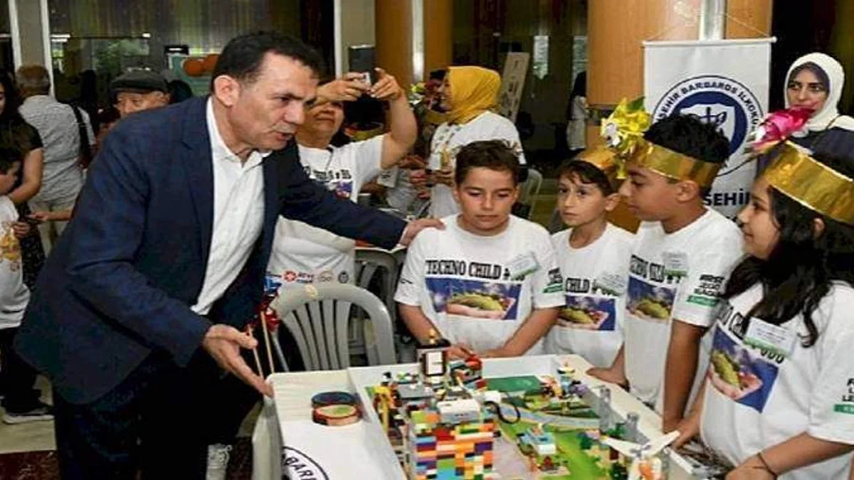 "Minik Bilim Kahramanları" hayran bıraktı