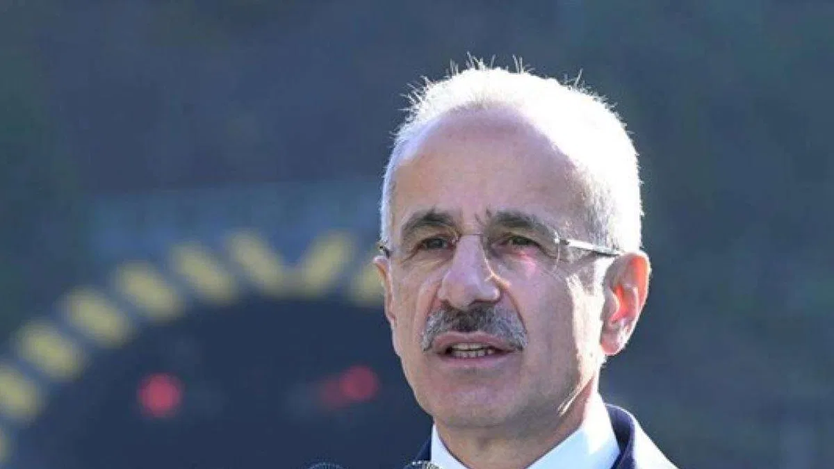 Dörtyol-Hassa demiryolu ve otoyolu projesi ihalesi yapıldı
